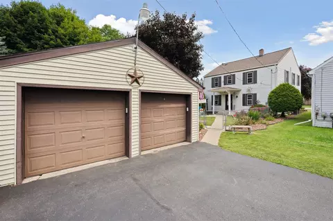 Exterior - 1038 S West, Jackson, MI 49203 photo 4 of 4