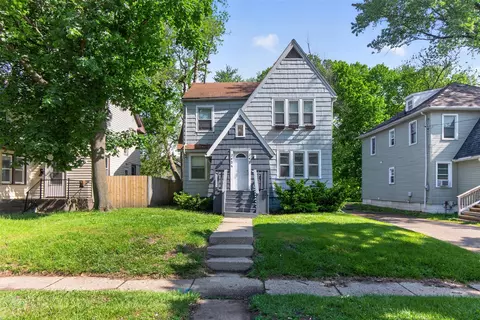 242 W High, Jackson, MI 49203