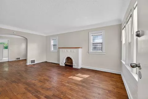 Living - 242 W High, Jackson, MI 49203 photo 1 of 9