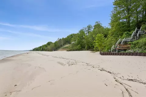 6056 Dune, Coloma, MI 49038 photo 19