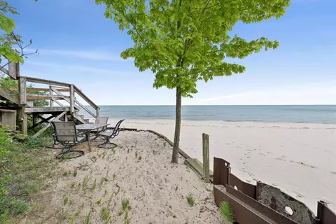 6056 Dune, Coloma, MI 49038 photo 17