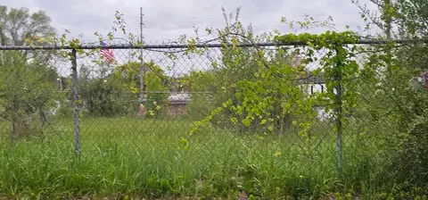 W Upton, Battle Creek, MI 49037