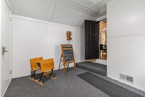 Entry Way - 7777 E Washington, Branch, MI 49402 photo 1 of 2