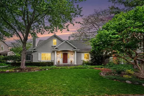 2231 Ridgecroft, Grand Rapids, MI 49546