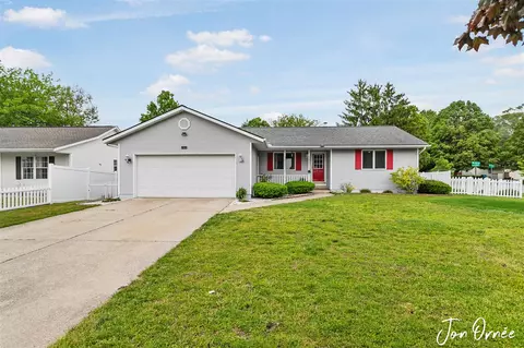 789 S S Mdw, Holland, MI 49423
