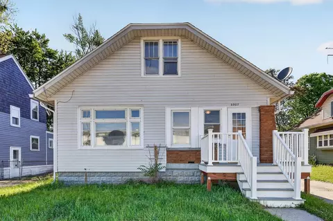 2307 Beverly, Wyoming, MI 49519