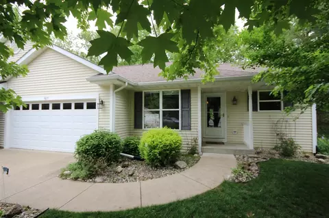 9671 Palmetto #80, Portage, MI 49002