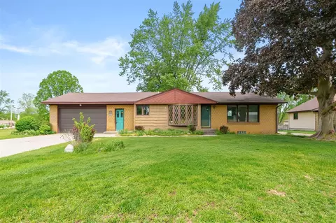 1015 Chippewa, Jenison, MI 49428