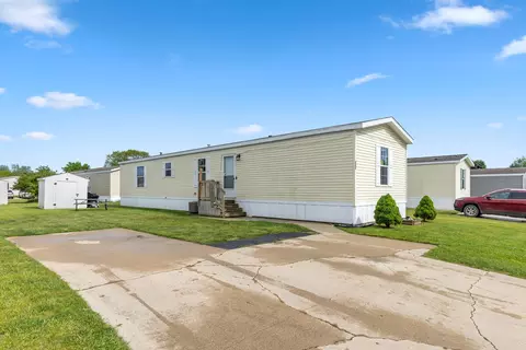 360 E Tuttle #121, Ionia, MI 48846