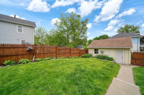Exterior - 1403 Lansing, Jackson, MI 49202 photo 13 of 18