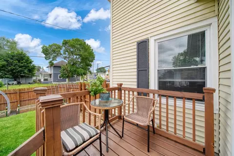 Exterior - 1403 Lansing, Jackson, MI 49202 photo 10 of 18