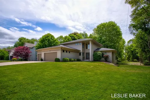 6394 Reserve, Holland, MI 49423