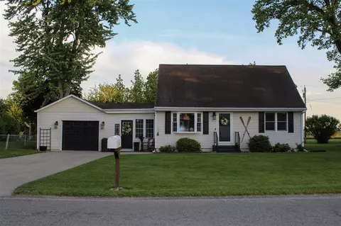 22555 Diamond Cv, Cassopolis, MI 49031
