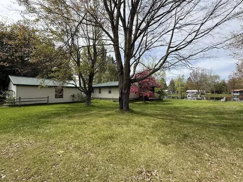 17079 5th, Barryton, MI 49305