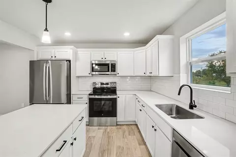 Kitchen - 6250 Sumter, Allendale, MI 49401 photo 2 of 4