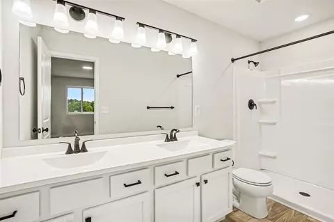 Bath - 6250 Sumter, Allendale, MI 49401 photo 2 of 6