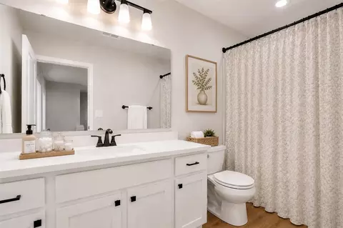 Bath - 6250 Sumter, Allendale, MI 49401 photo 6 of 6