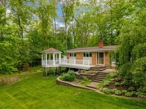 4179 Woodland, Ann Arbor, MI 48103