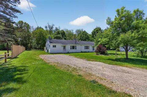 9163-9165 Cady, Jackson, MI 49201