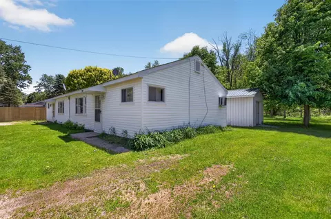 Exterior - 9163-9165 Cady, Jackson, MI 49201 photo 6 of 10