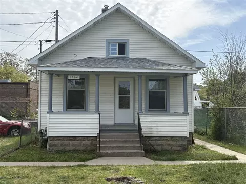 1296 Sanford, Muskegon, MI 49441
