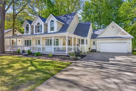 6908 Club House, Canadian Lakes, MI 49346