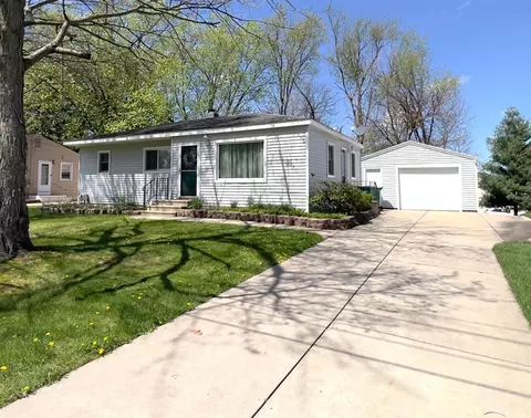 321 Cameo, Portage, MI 49002