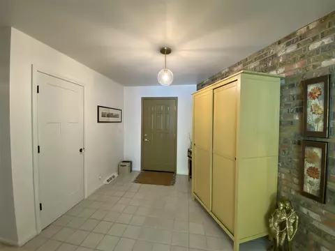 Entry Way - 555 Foreman, Lowell, MI 49331 photo 1 of 5
