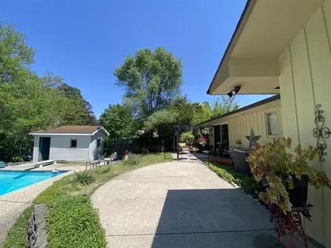 Exterior - 555 Foreman, Lowell, MI 49331 photo 9 of 12