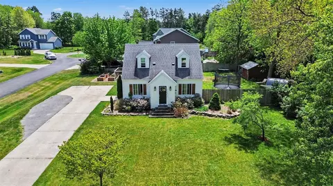1222 W 32nd, Holland, MI 49423