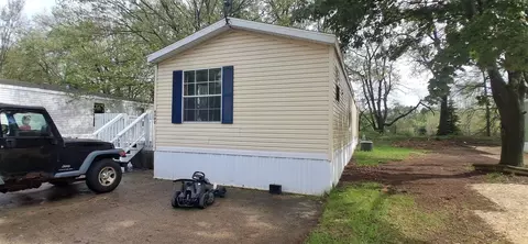 4502 Saturn, Rockford, MI 49341