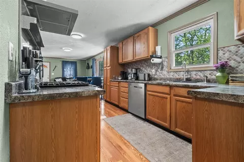 142 Cynthia, Bronson, MI 49028 photo 9