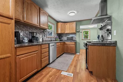 142 Cynthia, Bronson, MI 49028 photo 7