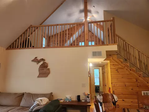 Entry Way - 9736 S Trillium, Baldwin, MI 49304 photo 2 of 2