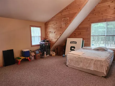 Bedroom - 9736 S Trillium, Baldwin, MI 49304 photo 8 of 8