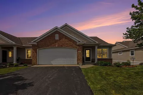 6011 Elmwood Lk, Hudsonville, MI 49426
