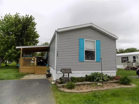 7604 Red Arrow #134, Watervliet, MI 49098