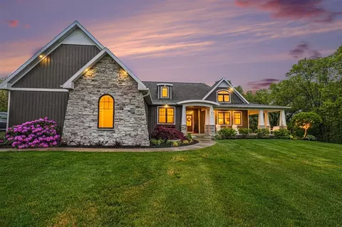 23711 64th, Mattawan, MI 49071