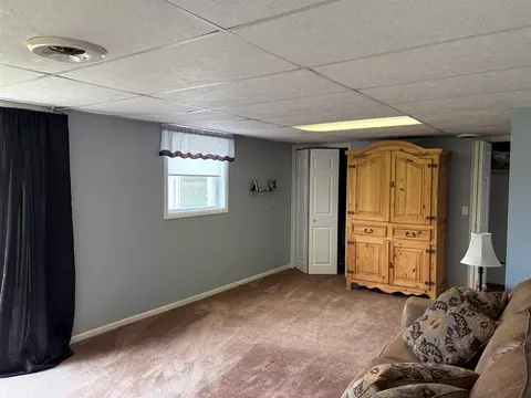 653 7th, Plainwell, MI 49080 photo 11
