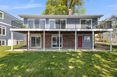 1304 N Eagle Lk, Kalamazoo, MI 49009