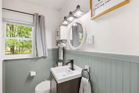Bath - 1021 W Three, Three Rivers, MI 49093 photo 1 of 1