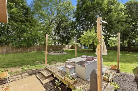 Exterior - 1021 W Three, Three Rivers, MI 49093 photo 5 of 8