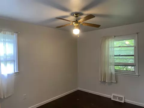Bedroom - 9350 Biddle, Romulus, MI 48174 photo 3 of 5