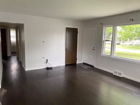 Living - 9350 Biddle, Romulus, MI 48174 photo 1 of 3