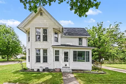 212 Washington, Leslie, MI 49251