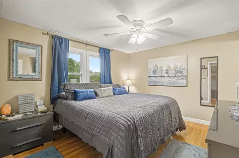 Bedroom - 3130 Hill, Adrian, MI 49221 photo 1 of 5