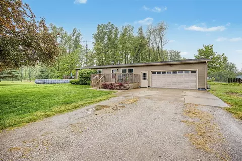 Exterior - 3130 Hill, Adrian, MI 49221 photo 4 of 10