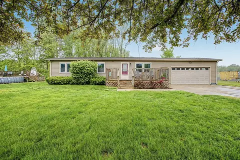 3130 Hill, Adrian, MI 49221