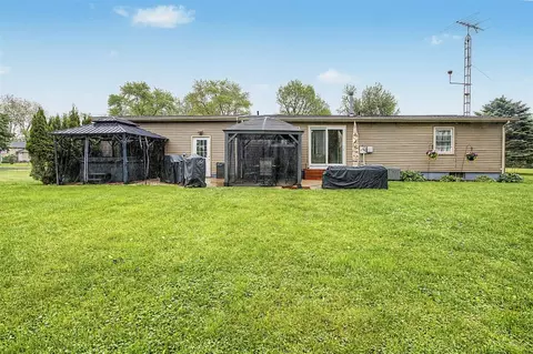 Exterior - 3130 Hill, Adrian, MI 49221 photo 7 of 10