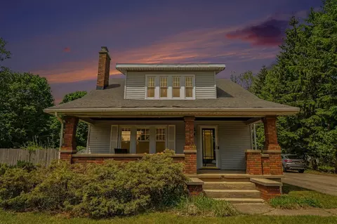 691 68th, Grand Rapids, MI 49548